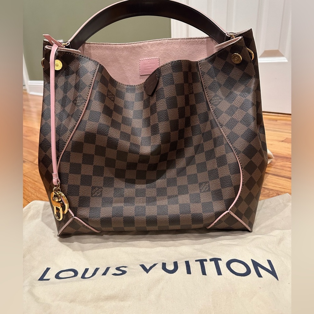Louis Vuitton Caissa Hobo
